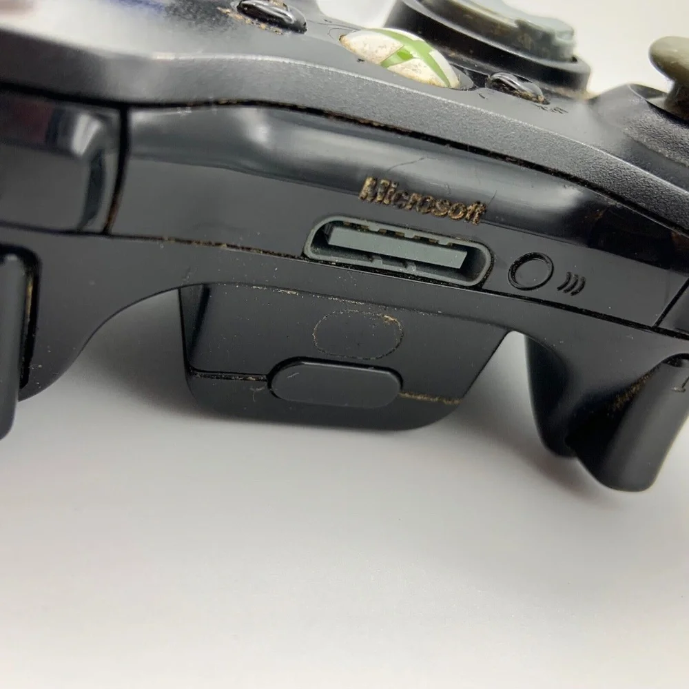 Microsoft Xbox 360 Wireless Gaming Controller in Black